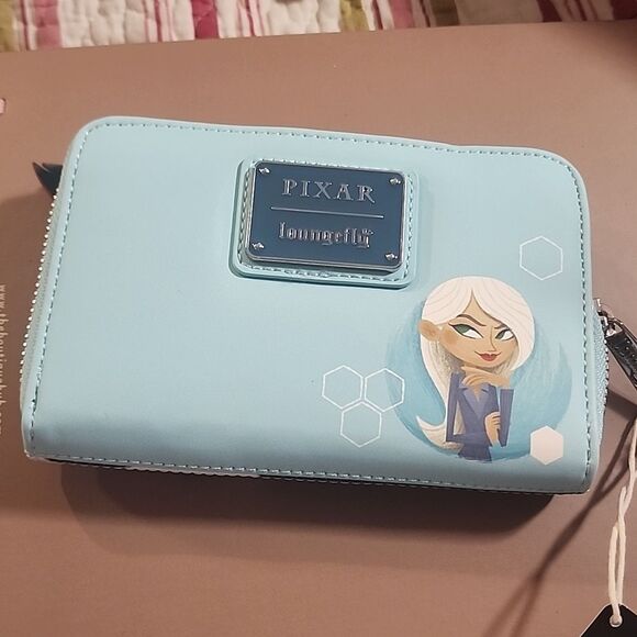 NWT-Loungefly/Disney’s Pixar Incredibles Syndrome zip around wallet - Picture 4 of 6